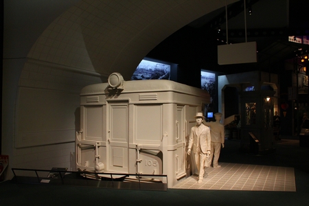 大阪歴史博物館にある100形の模型