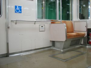 70系後期車車椅子スペース